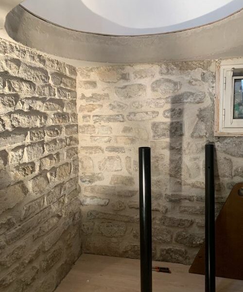 préparation d’un espace pour installation d’escalier à Paris